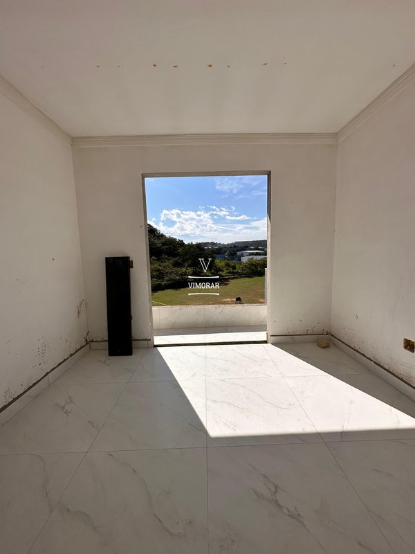 Sobrado 2 dormitórios + 2 vagas de garagem - Arujá - 