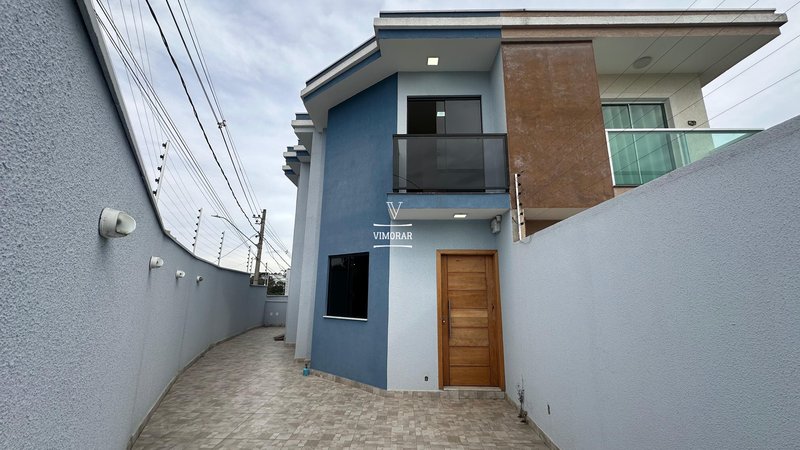 Sobrado 3 dormitórios sendo 1 suíte + 6 vagas de garagem - Guarulhos - 