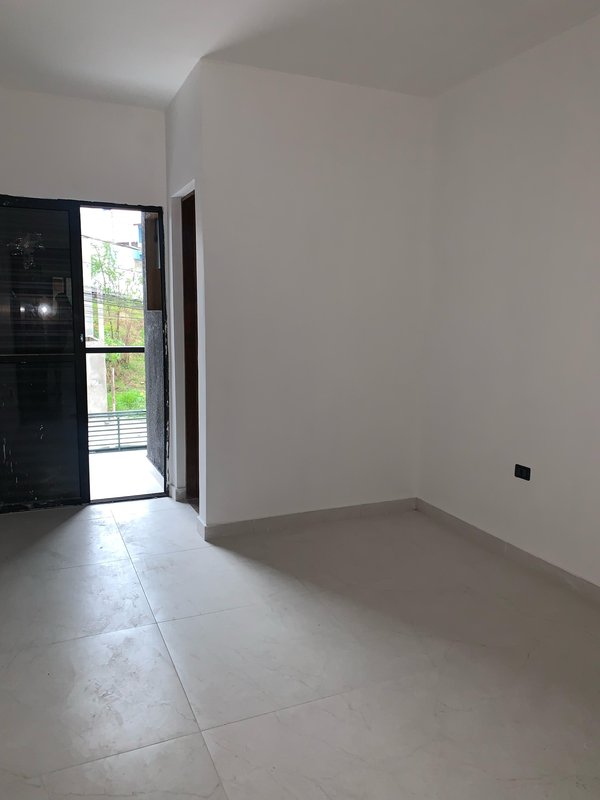 LINDA CASA NO RESIDENCIAL SANTO ANTONIO - Franco da Rocha - 