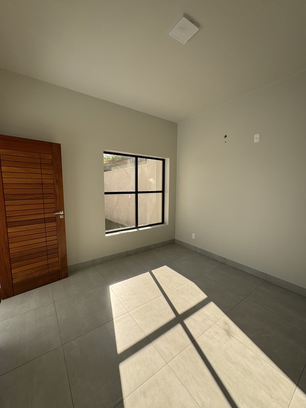 Casa á venda no Jardim Imperial RUA DAS MARGARIDAS  Sinop - 