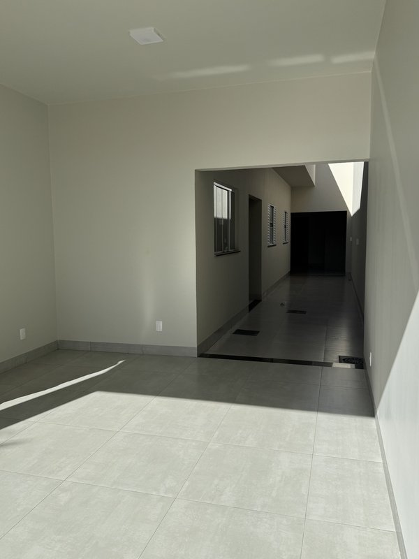Casa á venda no Jardim Imperial RUA DAS MARGARIDAS  Sinop - 