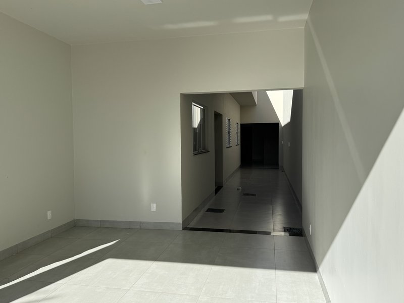 Casa á venda no Jardim Imperial RUA DAS MARGARIDAS  Sinop - 