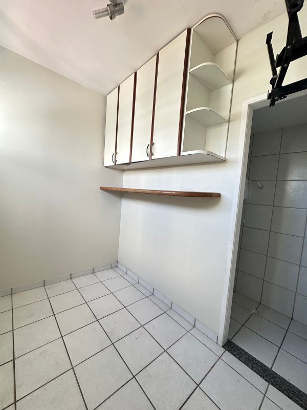 Apartamento à venda com 3 quartos sendo uma suíte, 98m² área útil por R$ 500.000,00 Rua General Luís Mallet Recife - 