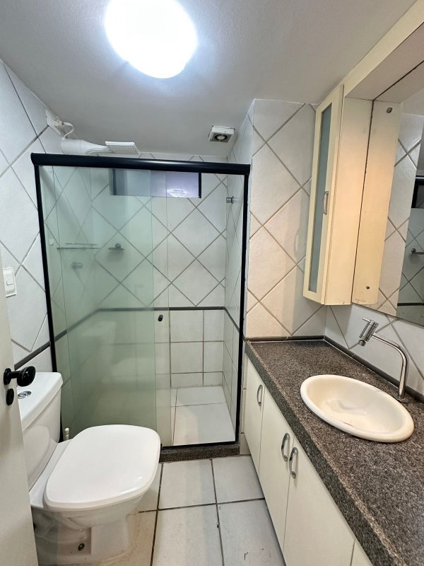 Apartamento à venda com 3 quartos sendo uma suíte, 98m² área útil por R$ 500.000,00 Rua General Luís Mallet Recife - 