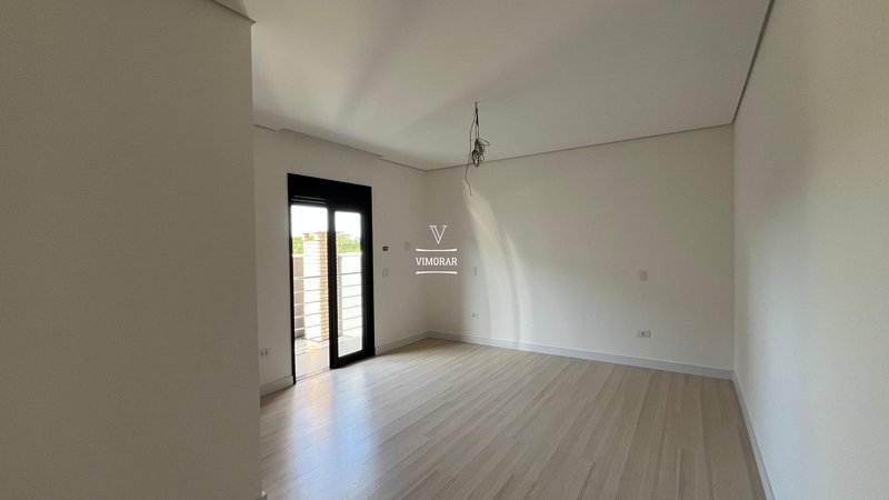 Sobrado 3 suítes + 2 vagas de garagem - São Paulo - 