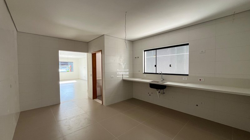 Sobrado 3 suítes + 2 vagas de garagem - São Paulo - 