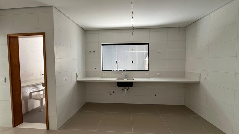 Sobrado 3 suítes + 2 vagas de garagem - São Paulo - 