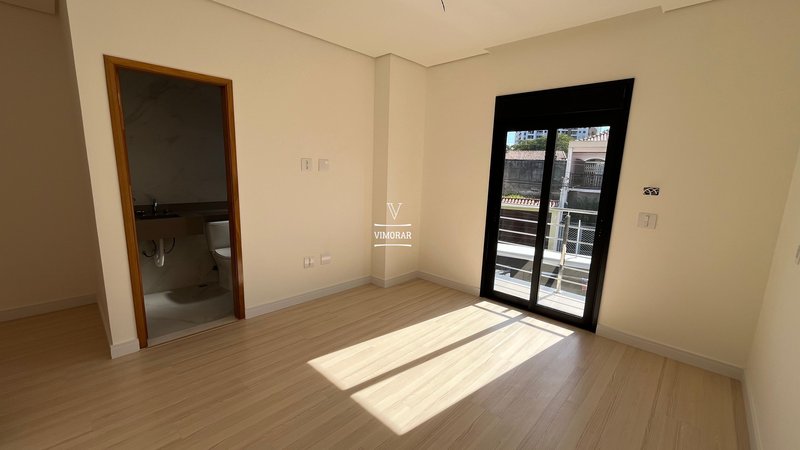Sobrado 3 suítes + 2 vagas de garagem - São Paulo - 