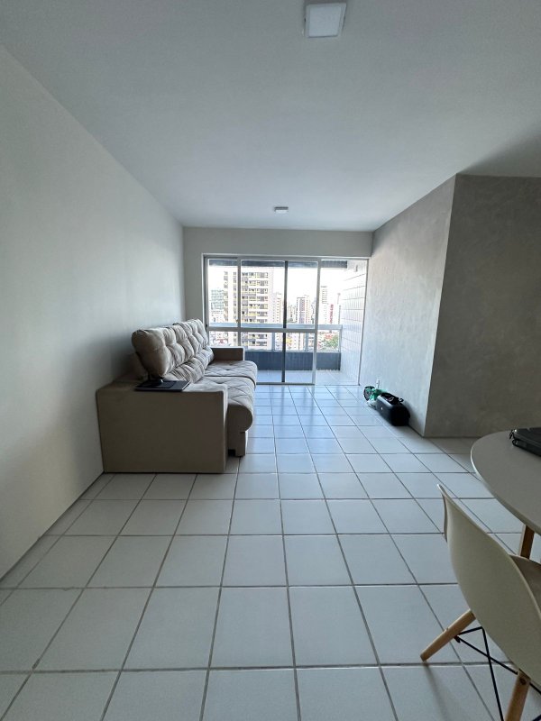 Apartamento à venda com 3 quartos sendo uma suíte, 98m² área útil por R$ 600.000,00 Rua Tenente Domingos de Brito Recife - 