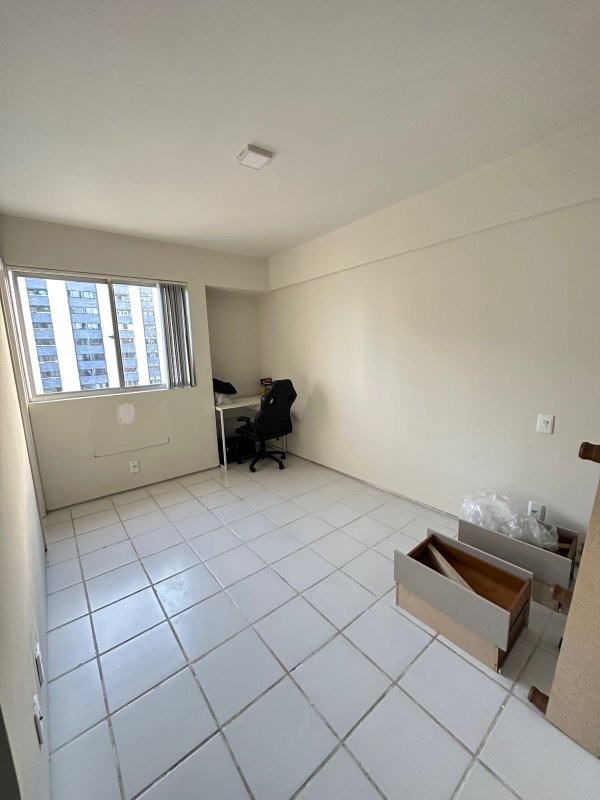 Apartamento à venda com 3 quartos sendo uma suíte, 98m² área útil por R$ 600.000,00 Rua Tenente Domingos de Brito Recife - 