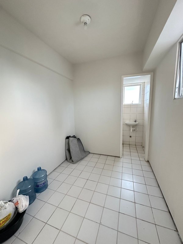 Apartamento à venda com 3 quartos sendo uma suíte, 98m² área útil por R$ 600.000,00 Rua Tenente Domingos de Brito Recife - 