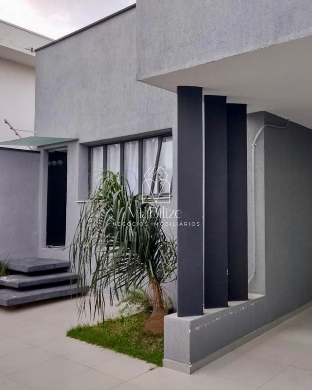 Casa na área central pronta para morar - Mogi Mirim - 