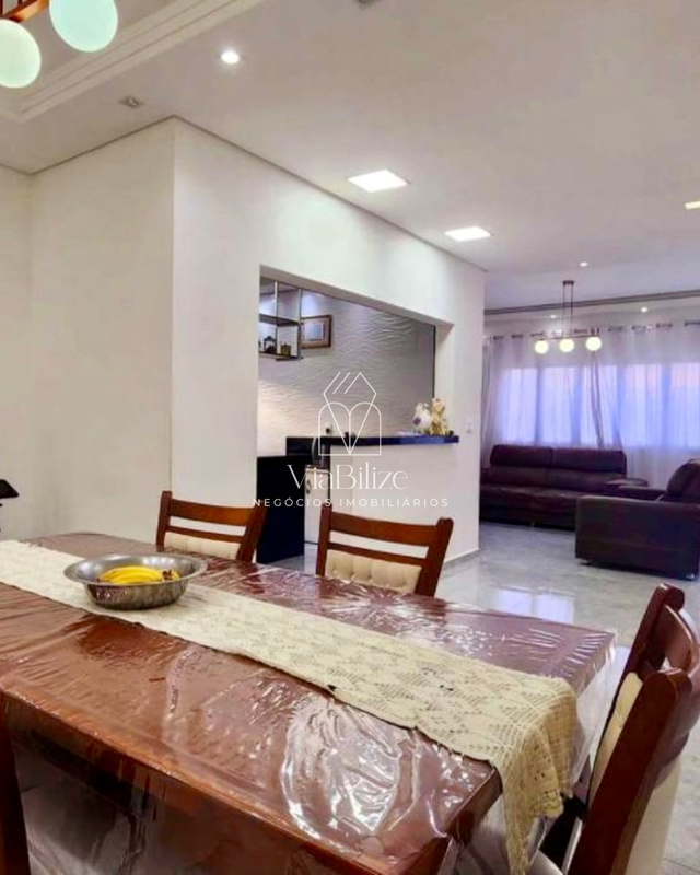 Casa na área central pronta para morar - Mogi Mirim - 