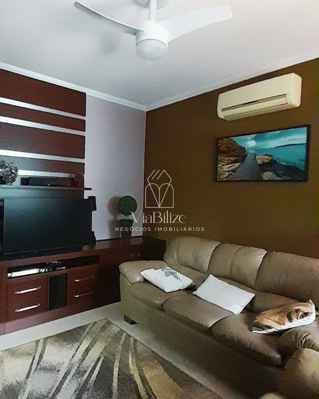 Casa à venda pronto para morar no condomínio Santa Úrsula Avenida Expedito Quartieri Mogi Mirim - 
