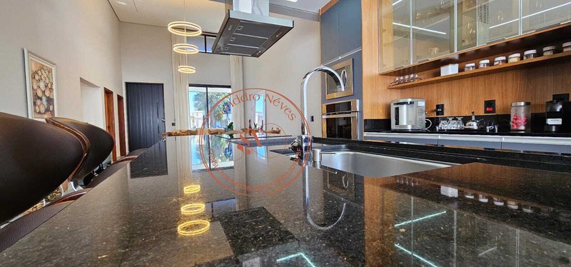 Casa À venda, 246m, 3 Suítes, R$ 2.490.000 - Alphaville Nova Esplanada 3 - Votorantim SP Alameda Brasilia Votorantim - 