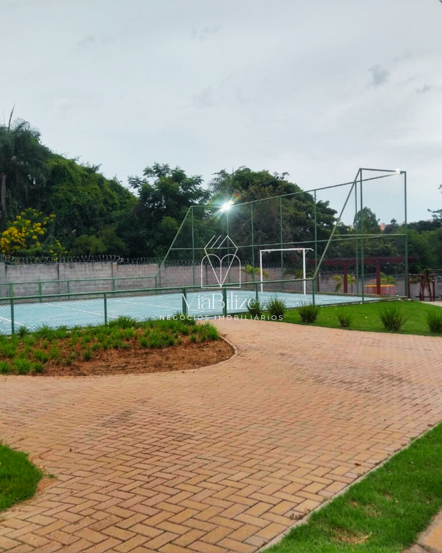 Terreno à venda no Condômino Residencial Mont Serrat Rua Ariovaldo Silveira Franco Mogi Mirim - 