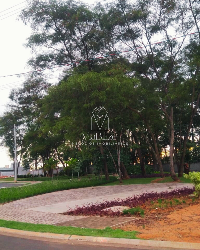 Terreno à venda no Condômino Residencial Mont Serrat Rua Ariovaldo Silveira Franco Mogi Mirim - 