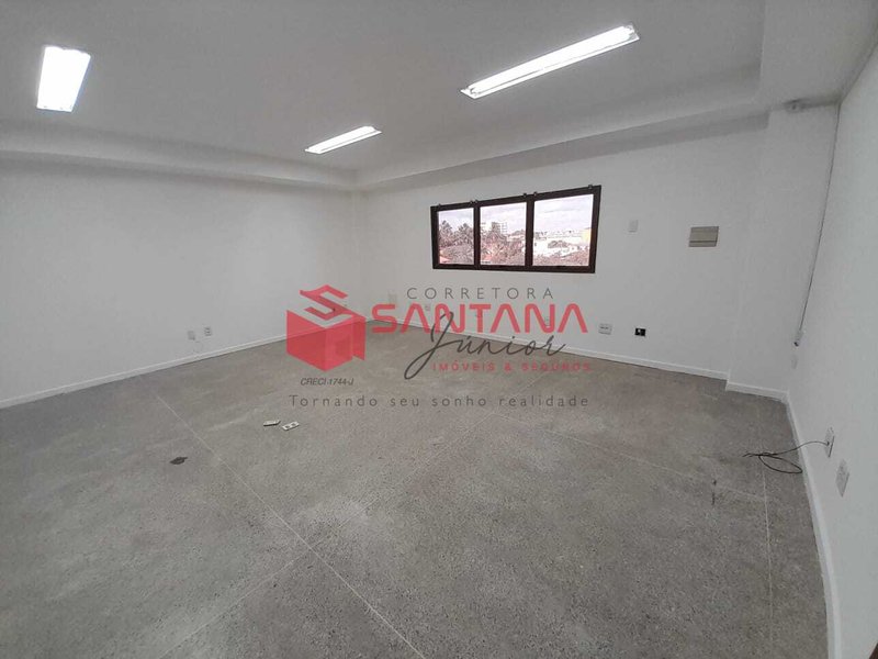 Sala no Mag Empresarial para locação, na Luíz Tarquínio Pontes Avenida Luiz Tarquínio Pontes Lauro de Freitas - 