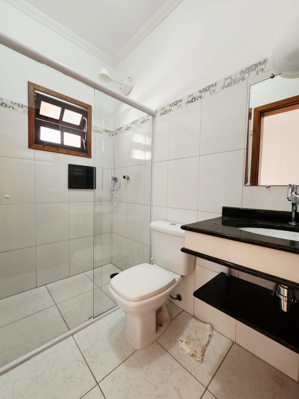 Casa para locação em condomínio Rua Sabiá Santana de Parnaíba - 