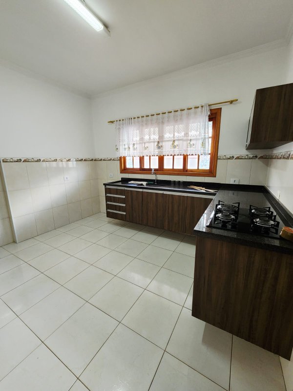 Casa para locação em condomínio Rua Sabiá Santana de Parnaíba - e03791ed-9047-43a9-bbb8-9b50cc3cc2c4.jpeg