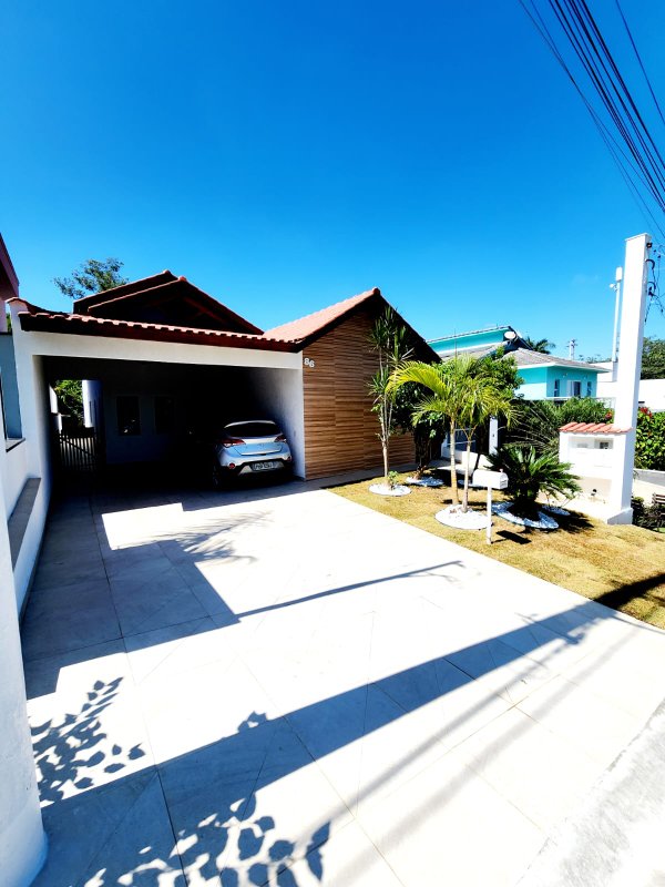 Casa para locação em condomínio Rua Sabiá Santana de Parnaíba - 