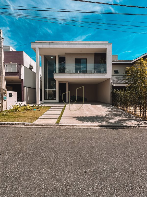 Casa com 3 Suítes no Crystal Park 2 - Jacareí - 
