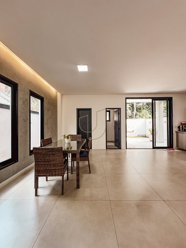 Casa com 3 Suítes no Crystal Park 2 - Jacareí - 