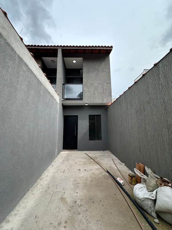 CASA NOVISSIMA DO RESIDENCIAL SANTO ANTONIO - Franco da Rocha - 