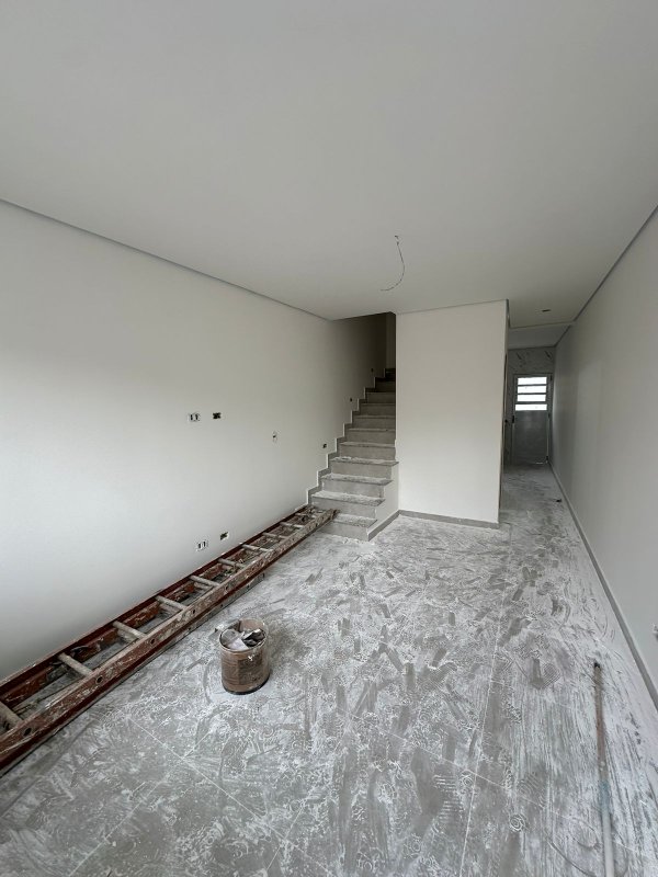 CASA PRONTISSIMA NO RESIDENCIAL SANTO ANTONIO - Franco da Rocha - 