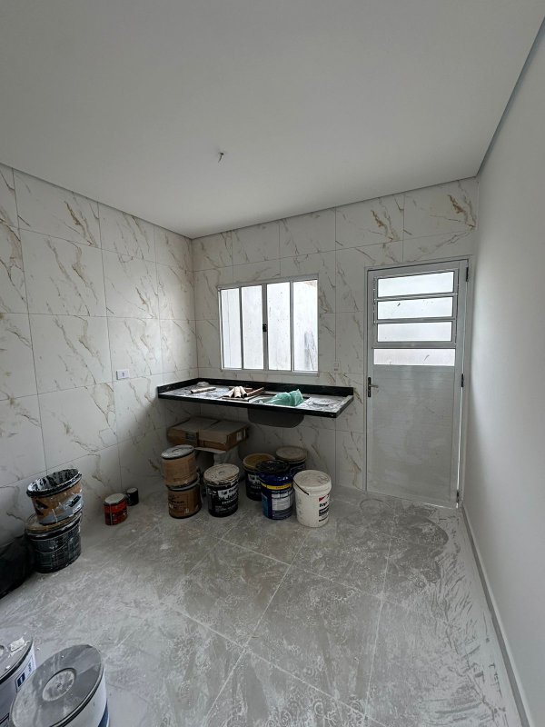 CASA PRONTISSIMA NO RESIDENCIAL SANTO ANTONIO - Franco da Rocha - 