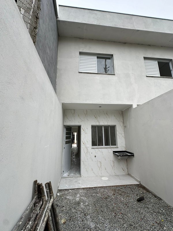 CASA PRONTISSIMA NO RESIDENCIAL SANTO ANTONIO - Franco da Rocha - 