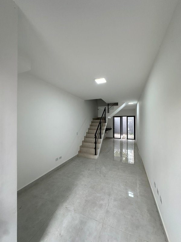 LINDA CASA NO SANTO ANTONIO - Franco da Rocha - 