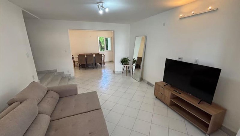 APARTAMENTO 3 QUARTOS SUÍTE VARANDA NASCENTE GARAGEM QUADRA ACADEMIA À VENDA NA GRAÇA Rua Oito de Dezembro Salvador - 