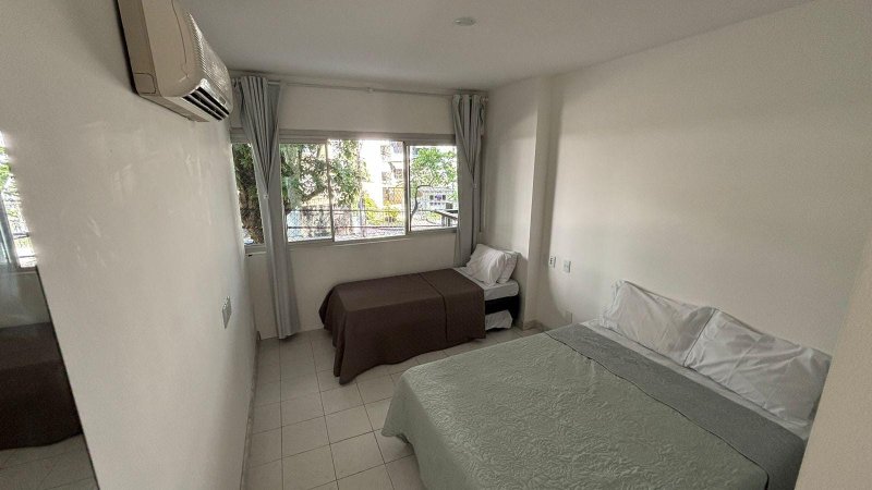 APARTAMENTO 3 QUARTOS SUÍTE VARANDA NASCENTE GARAGEM QUADRA ACADEMIA À VENDA NA GRAÇA Rua Oito de Dezembro Salvador - 