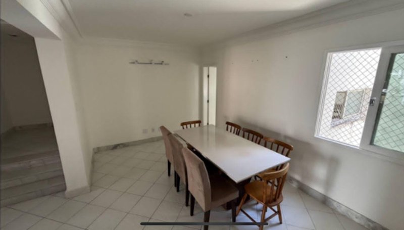 APARTAMENTO 3 QUARTOS SUÍTE VARANDA NASCENTE GARAGEM QUADRA ACADEMIA À VENDA NA GRAÇA Rua Oito de Dezembro Salvador - 