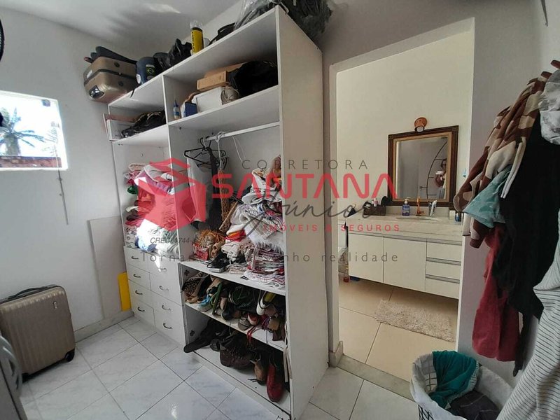 Casa térrea, com quintal para locação na Estrada do Coco Rua Mário Fontes Lauro de Freitas - 