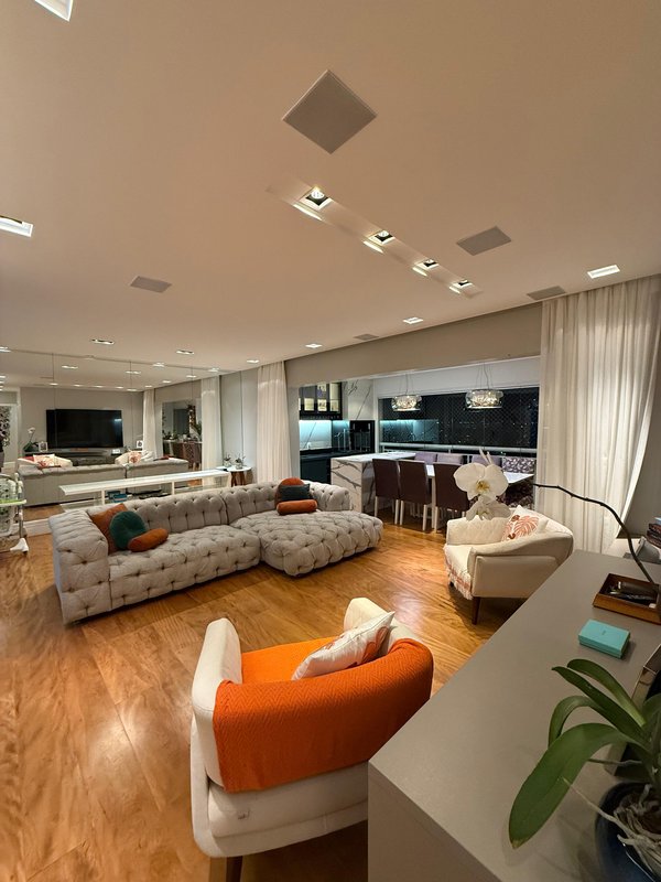 Exclusividade e Sofisticação no Pateo Catalunya - Apartamento de 146 m² em SCS Avenida Presidente Kennedy São Caetano do Sul - 