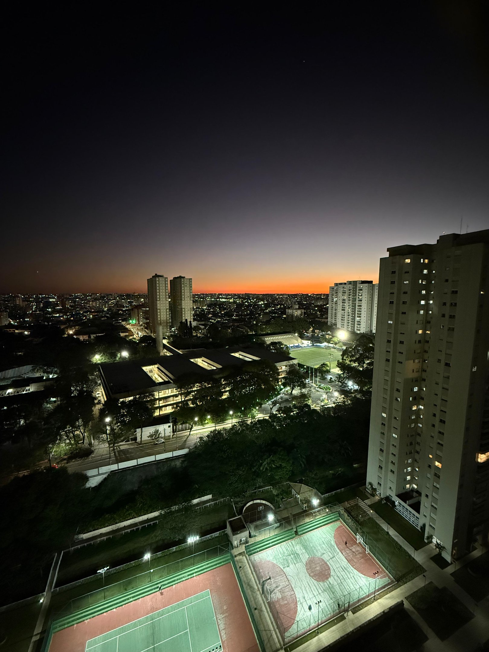Apartamento à venda com 3 quartos, 146m² - Foto 49