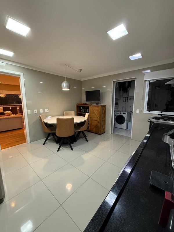 Exclusividade e Sofisticação no Pateo Catalunya - Apartamento de 146 m² em SCS Avenida Presidente Kennedy São Caetano do Sul - 
