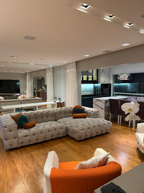 Exclusividade e Sofisticação no Pateo Catalunya - Apartamento de 146 m² em SCS Avenida Presidente Kennedy São Caetano do Sul - 
