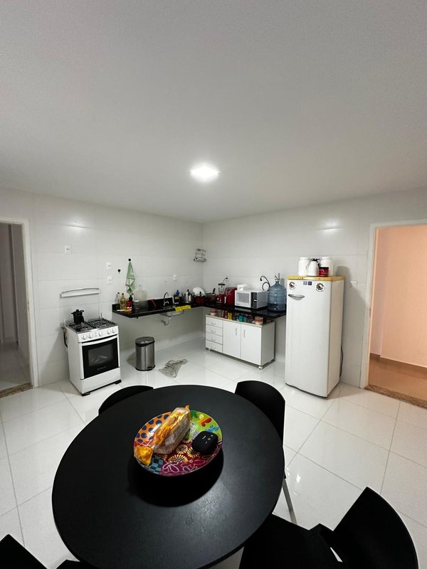 APARTAMENTO NASCENTE TOTAL 4 QUARTOS 2 SUÍTES LAVABO 2 GARAGENS À VENDA NO CANELA! Rua Pedro Lessa Salvador - 