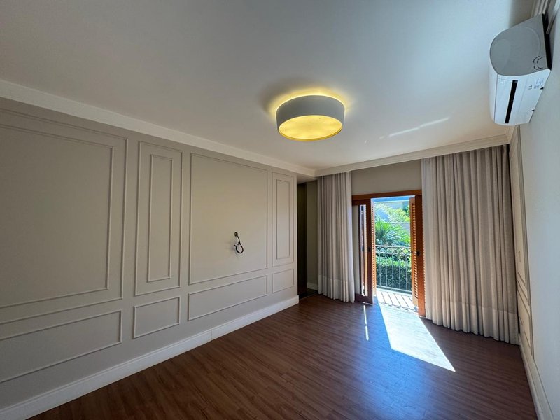 Casa de Luxo – Estância Eudóxia, Barão Geraldo, Campinas Avenida San Marino Campinas - 