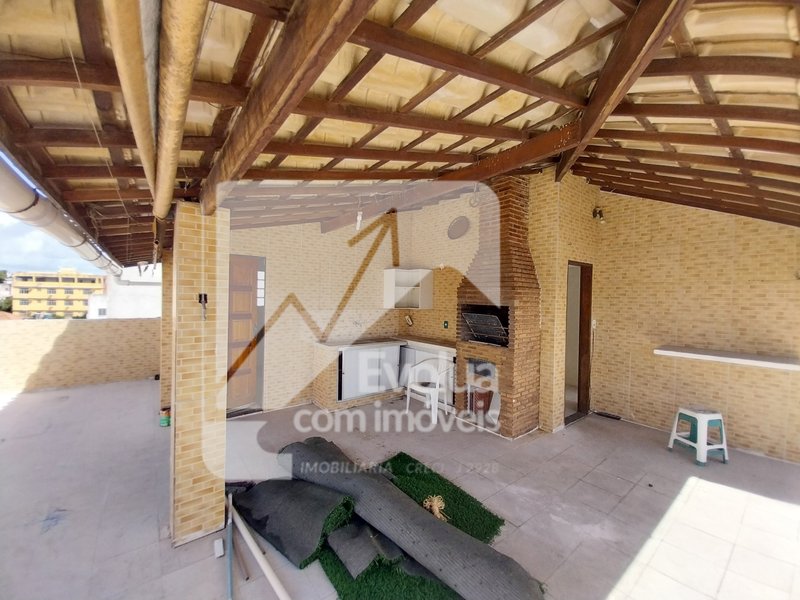 Vendo R$ 280.000 Apartamento Terraço, 2/4, Suíte, Garagem, 2º Andar Escadas - Itapuã - Salvador - 