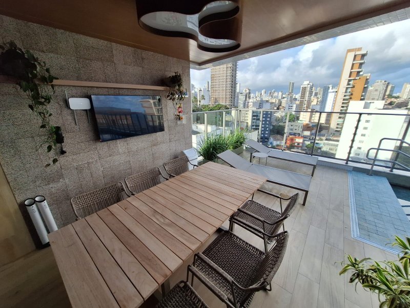 APARTAMENTO NASCENTE TOTAL QUARTO SALA VARANDA GARAGEM ACADEMIA PISCINA À VENDA NA BARRA! Rua Engenheiro Milton Oliveira Salvador - 