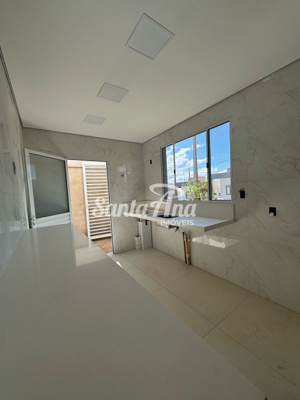 Casa à venda em Condomínio | 63 m² | R$ 385.000 | Taquaral | Piracicaba/SP Avenida Consuelo Sunega Gibelli Piracicaba - Cozinha - Revestimento até o teto