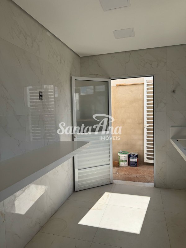 Casa à venda em Condomínio | 63 m² | R$ 385.000 | Taquaral | Piracicaba/SP Avenida Consuelo Sunega Gibelli Piracicaba - Saída para lavanderia