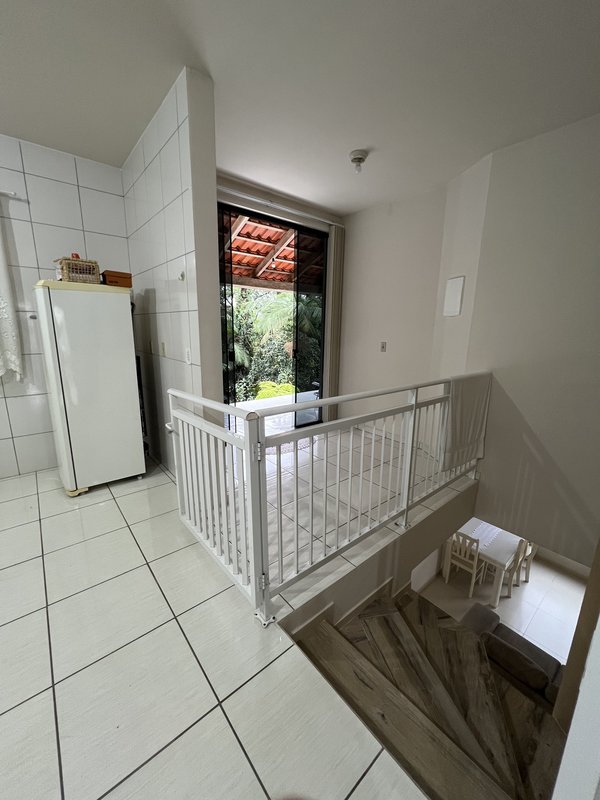 Casa 3 Quartos sendo uma suíte - Timbó - 