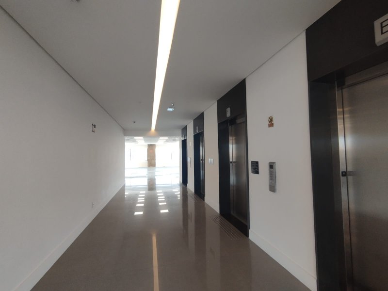 ALUGA-SE LAJE CORPORATIVA 1.600M2 - 48 VAGAS - TRIPLE A - ME LIGA!! Avenida Nicolas Boer São Paulo - 