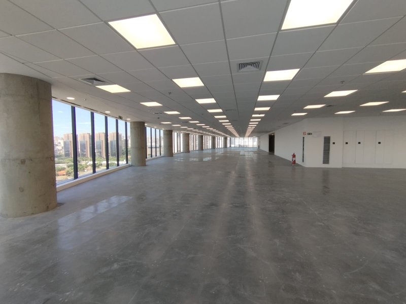 ALUGA-SE LAJE CORPORATIVA 1.600M2 - 48 VAGAS - TRIPLE A - ME LIGA!! Avenida Nicolas Boer São Paulo - 