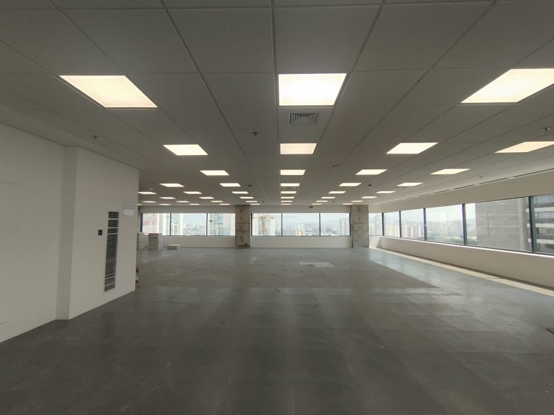 ALUGA-SE MEIA LAJE CORPORATIVA MODERNÍSSIMA - OPEN SPACE - 789M2 Avenida Nicolas Boer São Paulo - 